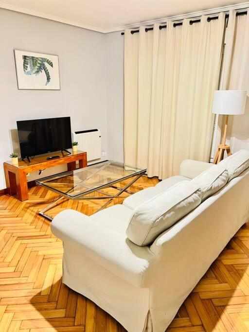 Apartamento En El Centro De Vigo 2 Habitaciones Esterno foto