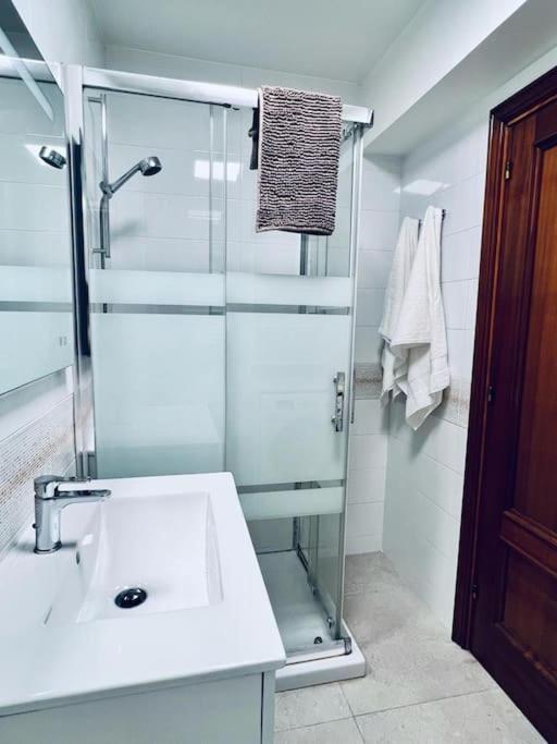 Apartamento En El Centro De Vigo 2 Habitaciones Esterno foto